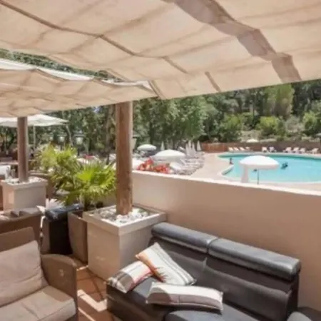 Restanques Golfe Saint-tropez, 5 Pers Apartment Grimaud