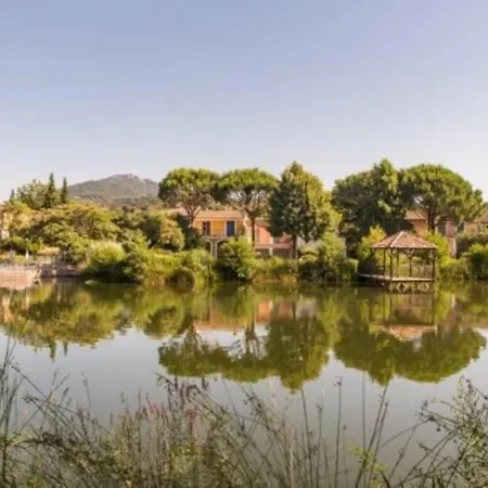 Restanques Golfe Saint-tropez, 5 Pers * Grimaud